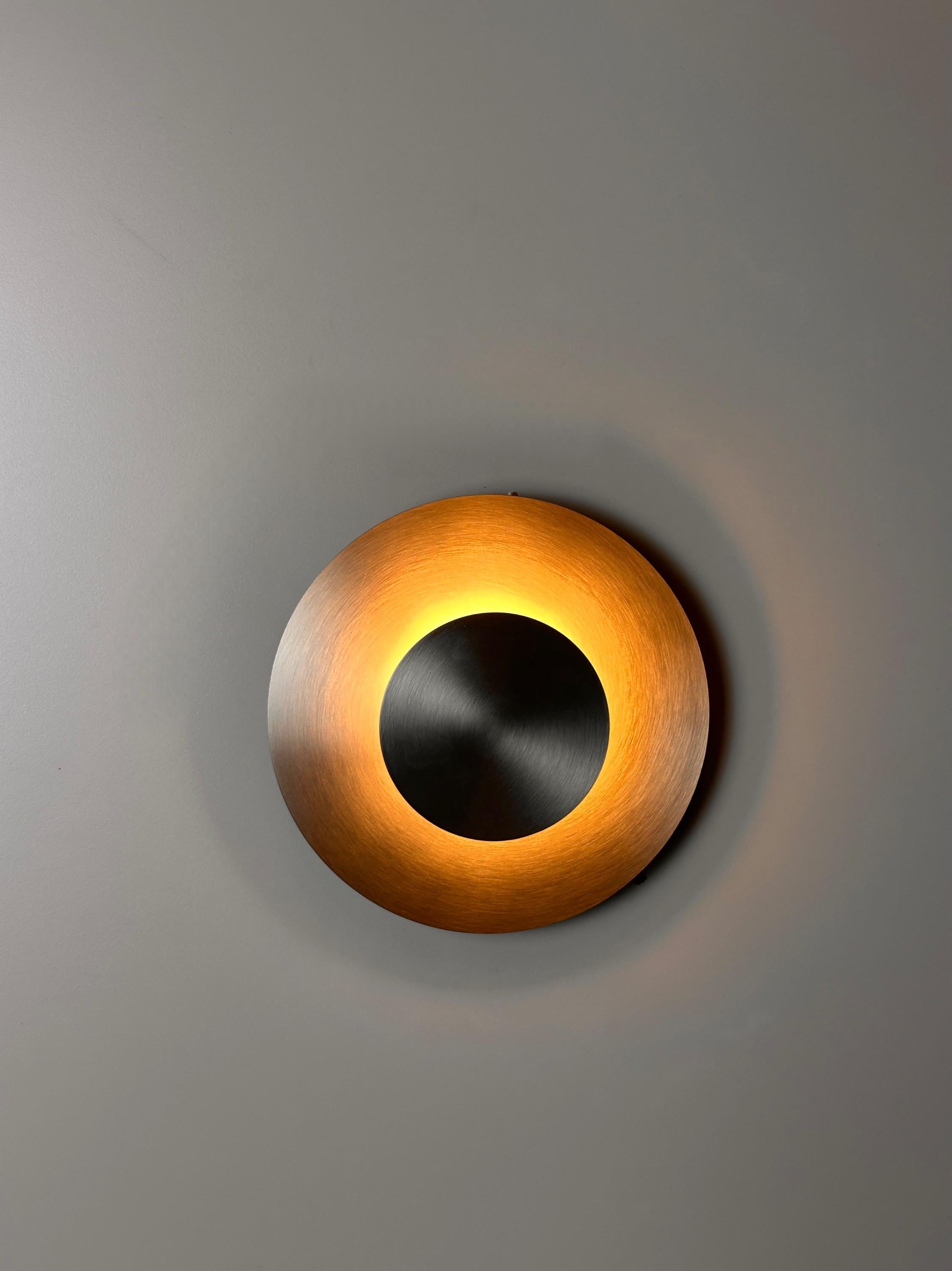 Kelvin Wall Sconce – Minimalist LED Interior Light