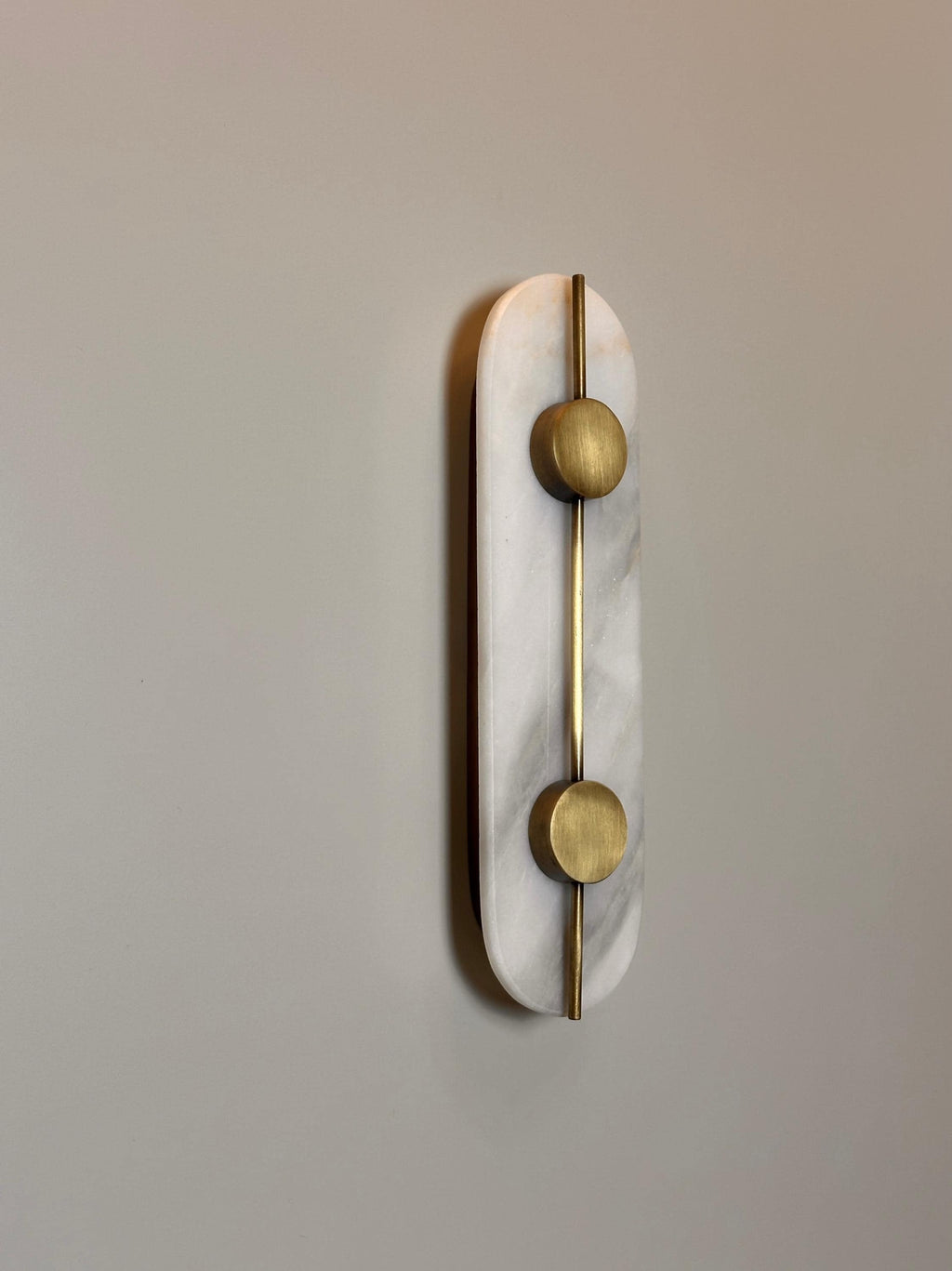 Cascia Wall Light: Luxury Marble and Metal (Modern Interior Sconce)