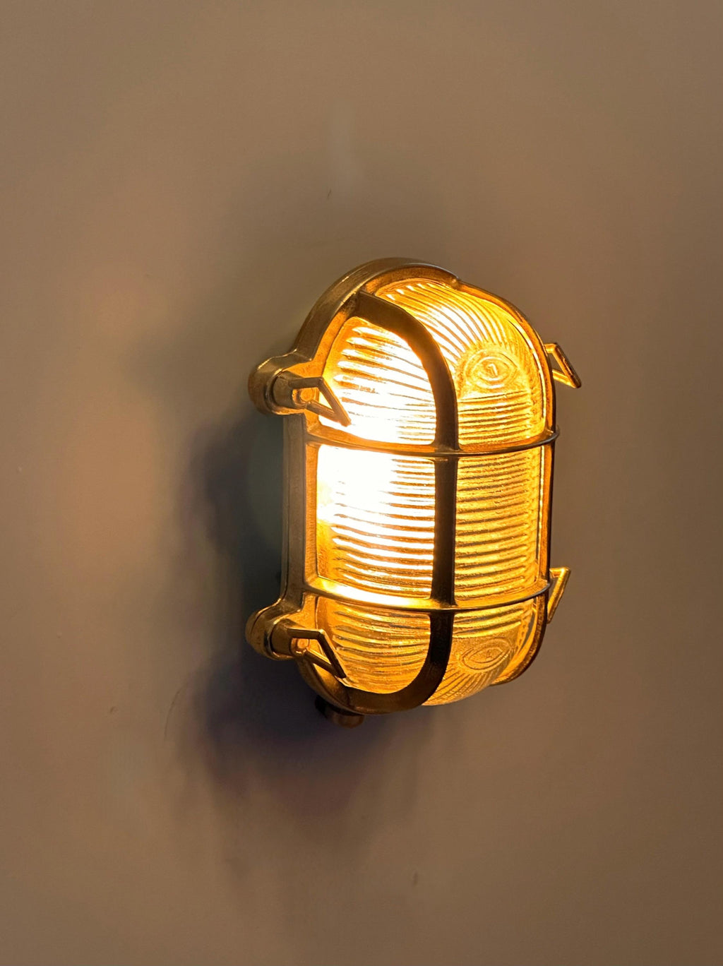 VERLİN Solid Brass Nautical Wall Sconce – Outdoor Coastal Bulkhead Light