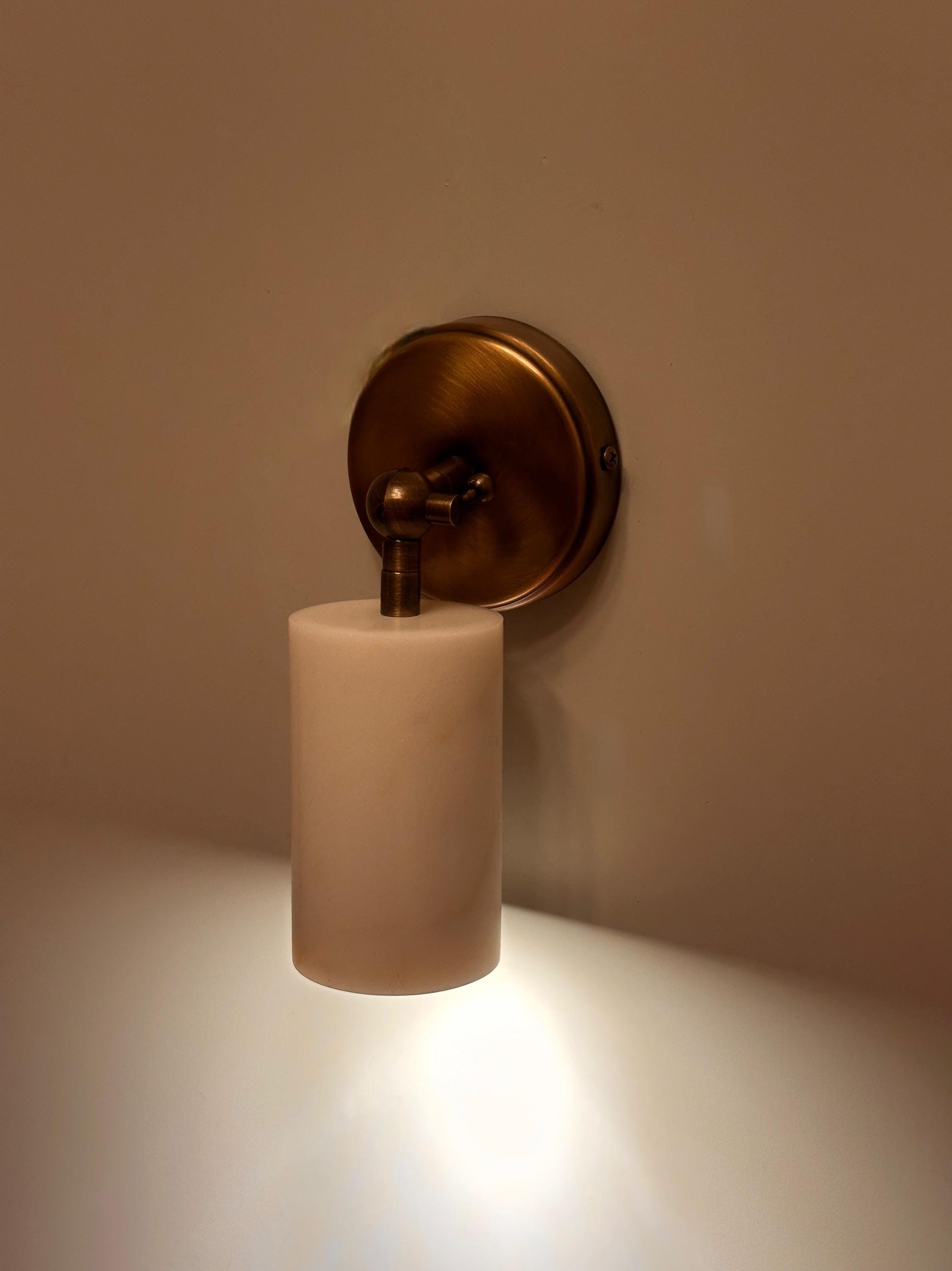 Pagani Marble Wall Sconce: Dual Light Ambient Glow (Handcrafted, Adjustable)