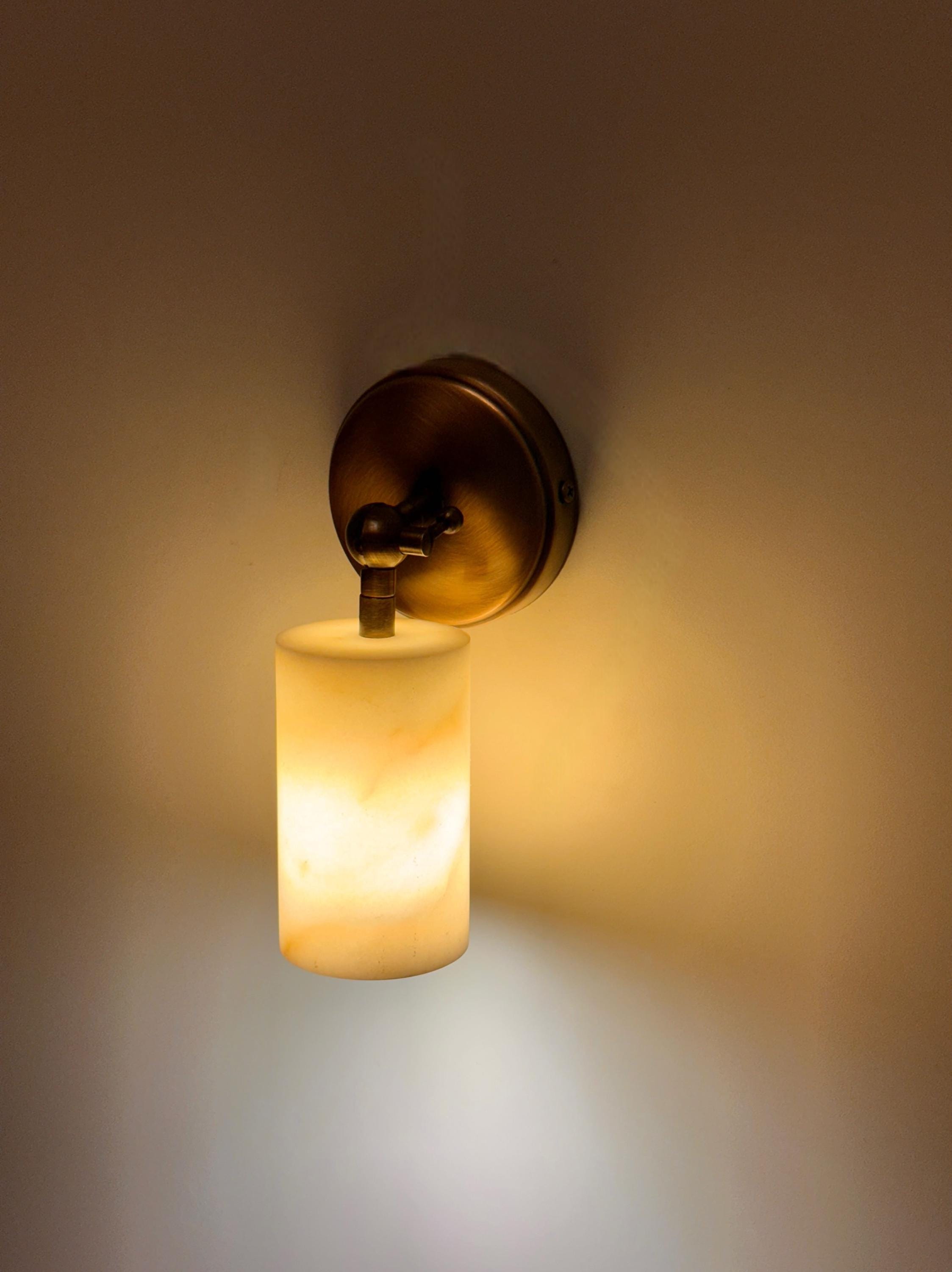 Pagani Marble Wall Sconce: Dual Light Ambient Glow (Handcrafted, Adjustable)