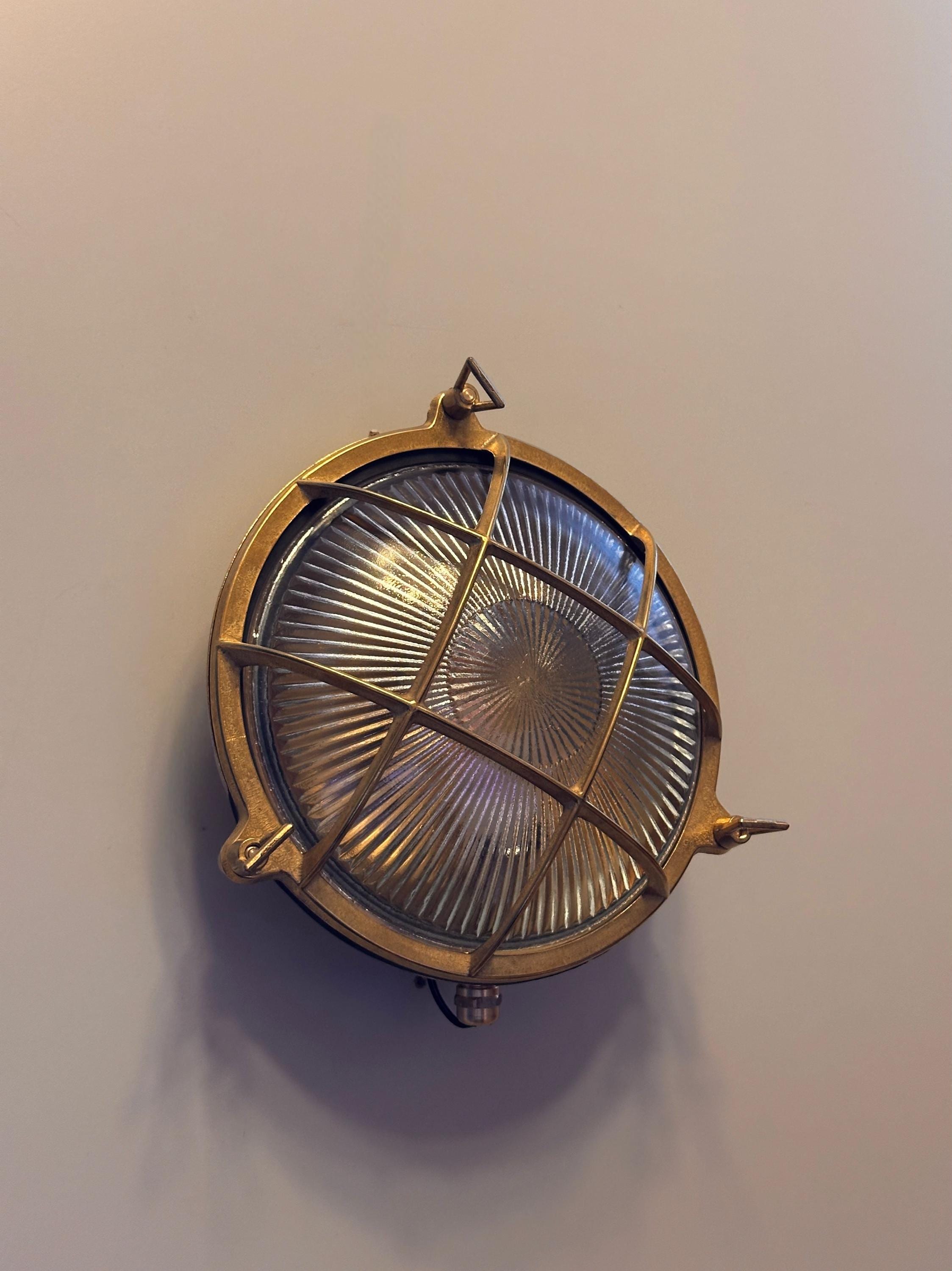 Ternopil Grande Nautical Brass Wall Sconce for Coastal Outdoor Spaces