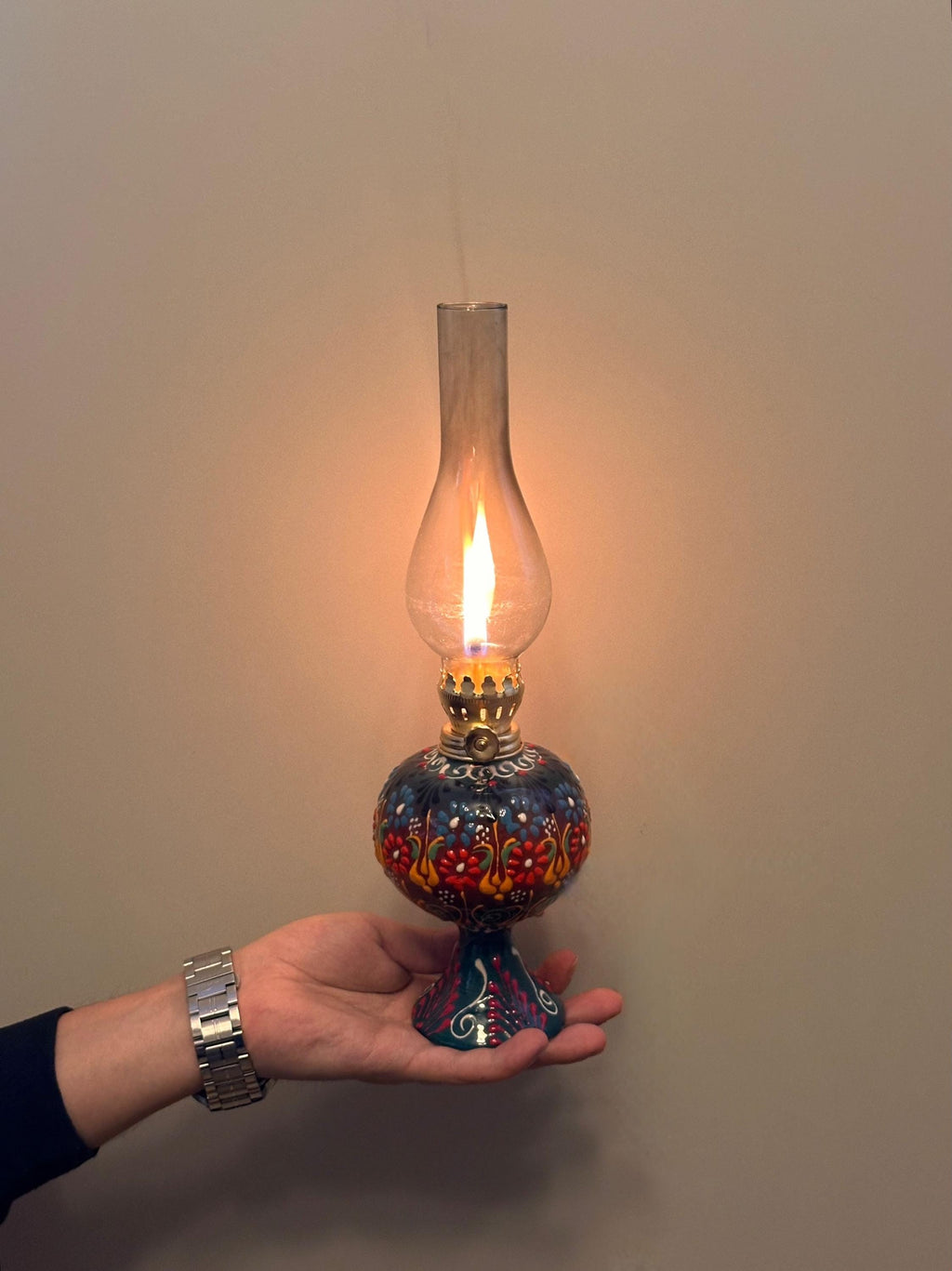 Davos Hand-Painted Ceramic Oil Lamp – Traditional Non-Electric Heritage Lighting