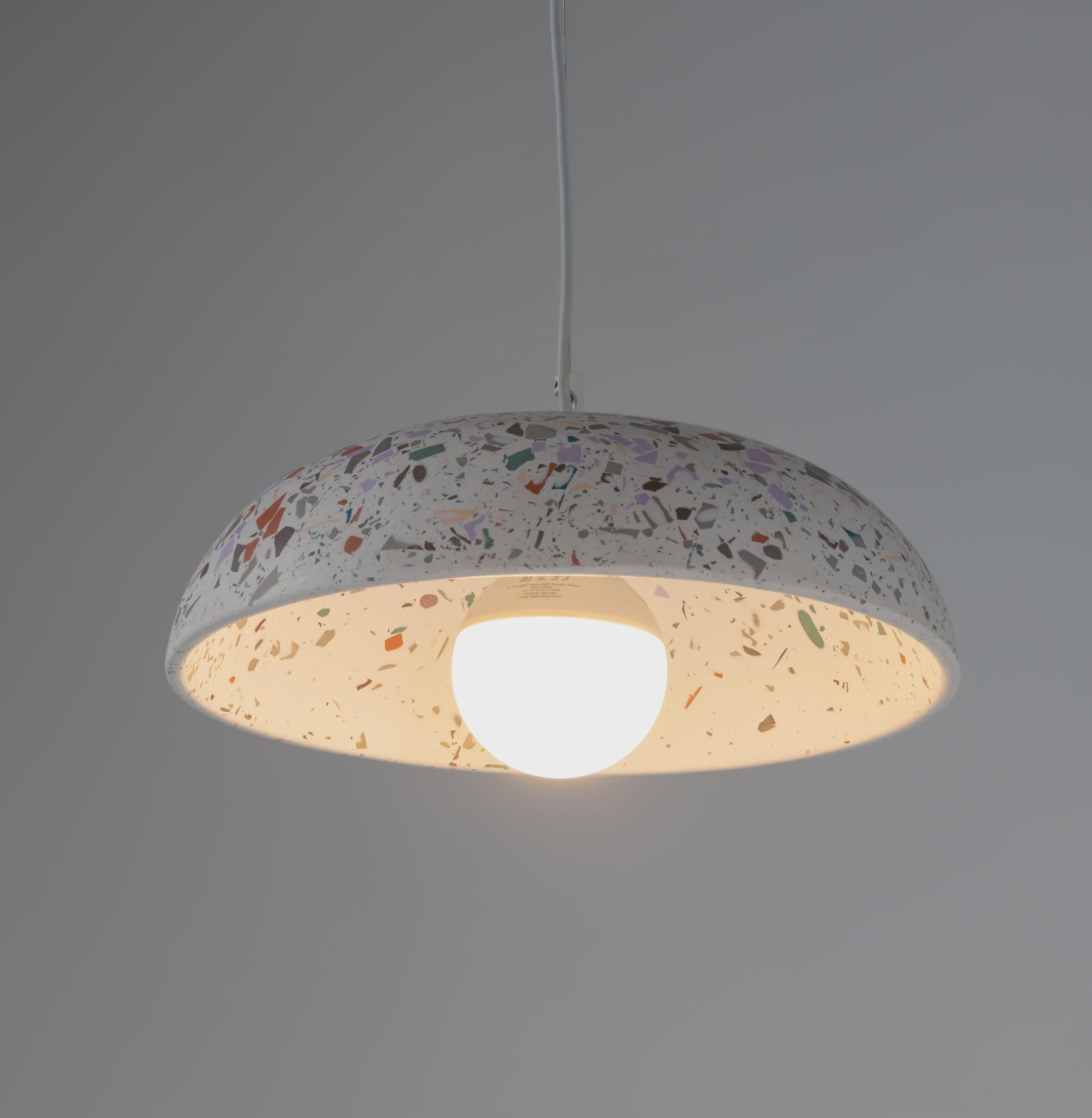 MATARA II Dark Terrazzo Concrete Pendant Light – Modern Architectural Hanging Lamp