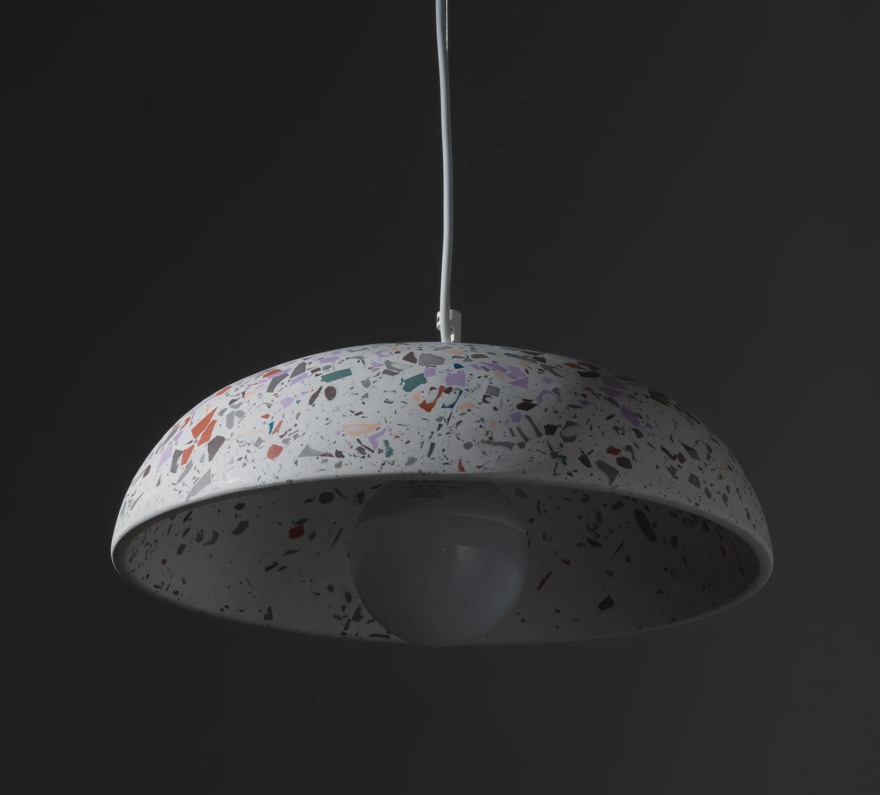 MATARA II Dark Terrazzo Concrete Pendant Light – Modern Architectural Hanging Lamp